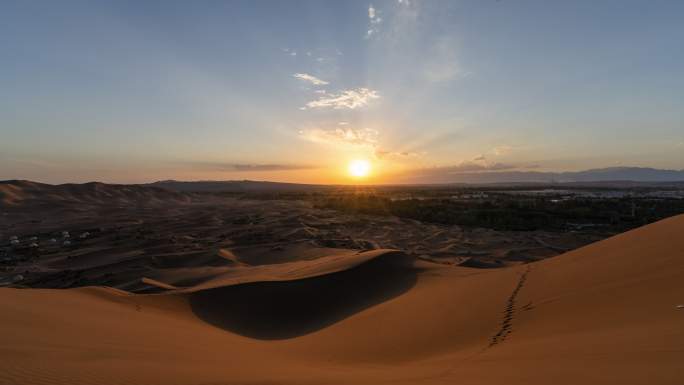 库克塔格沙漠日落8k