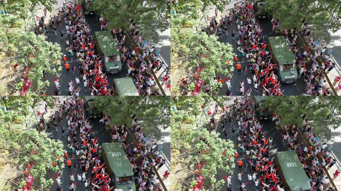 云南援渝消防队返程，重庆市民自发欢送英雄