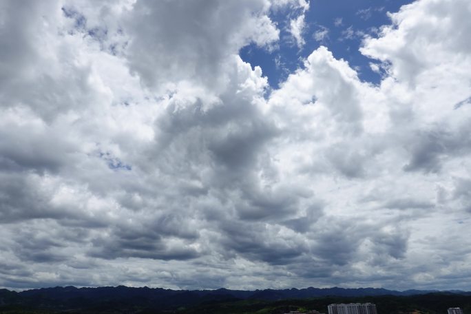 5.5K延时蓝天雨云9秒原图