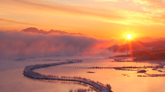 苏子河 旭日 雾凇 山水中国