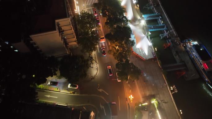 航拍广州珠江边街道夜景