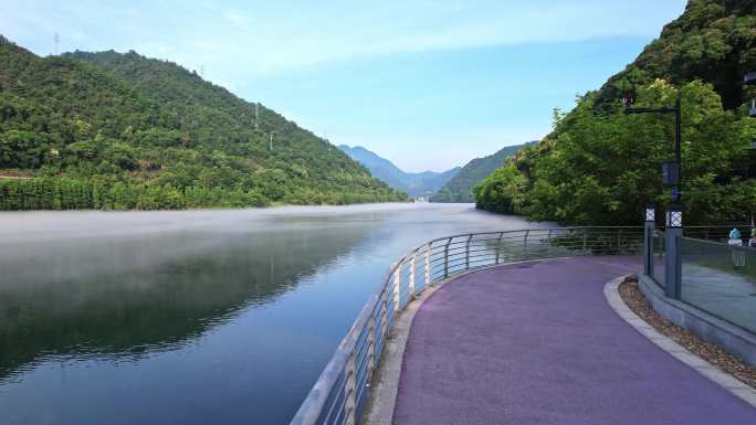 杭州建德新安江晨雾中航拍