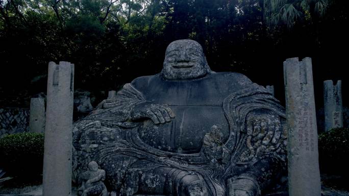 福清弥勒岩风景区弥勒佛