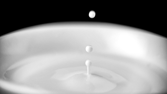 牛奶滴下 倒牛奶 牛奶升格慢动作