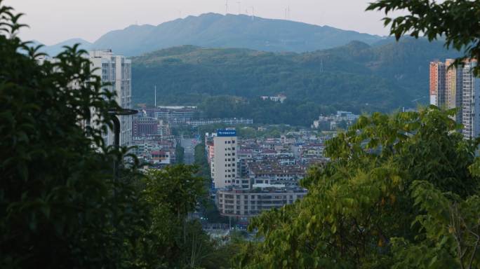 4K贵定晚霞夜景城市群贵定高速口贵定城市