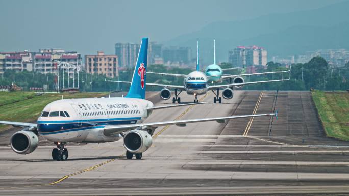 广州白云国际机场民航客机转运延时摄影