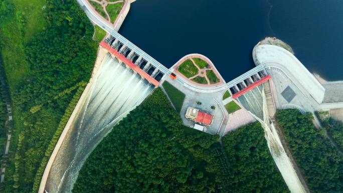 水库 溢洪道 泄洪 山水中国