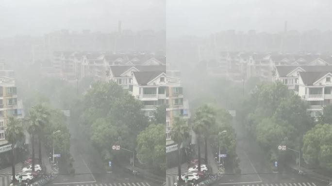 城市雨天空境