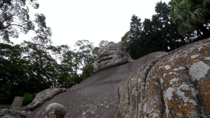 福清弥勒岩风景区弥勒佛