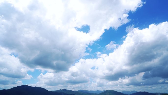 天空山云朵蓝天白云山延时远山风景小清新云