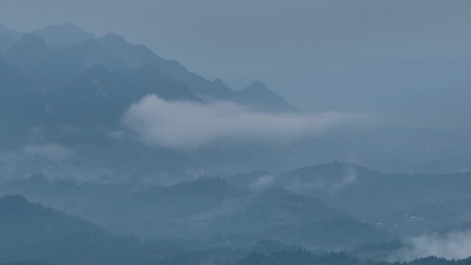 4K航拍河池南丹大雾群山