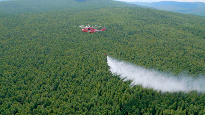 米-26直升机森林灭火吊桶训练救援防火