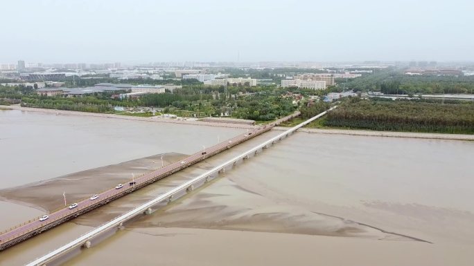 航拍新疆第一师阿拉尔塔里木大桥