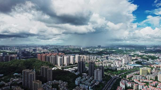 航拍深圳龙岗蓝天积雨云