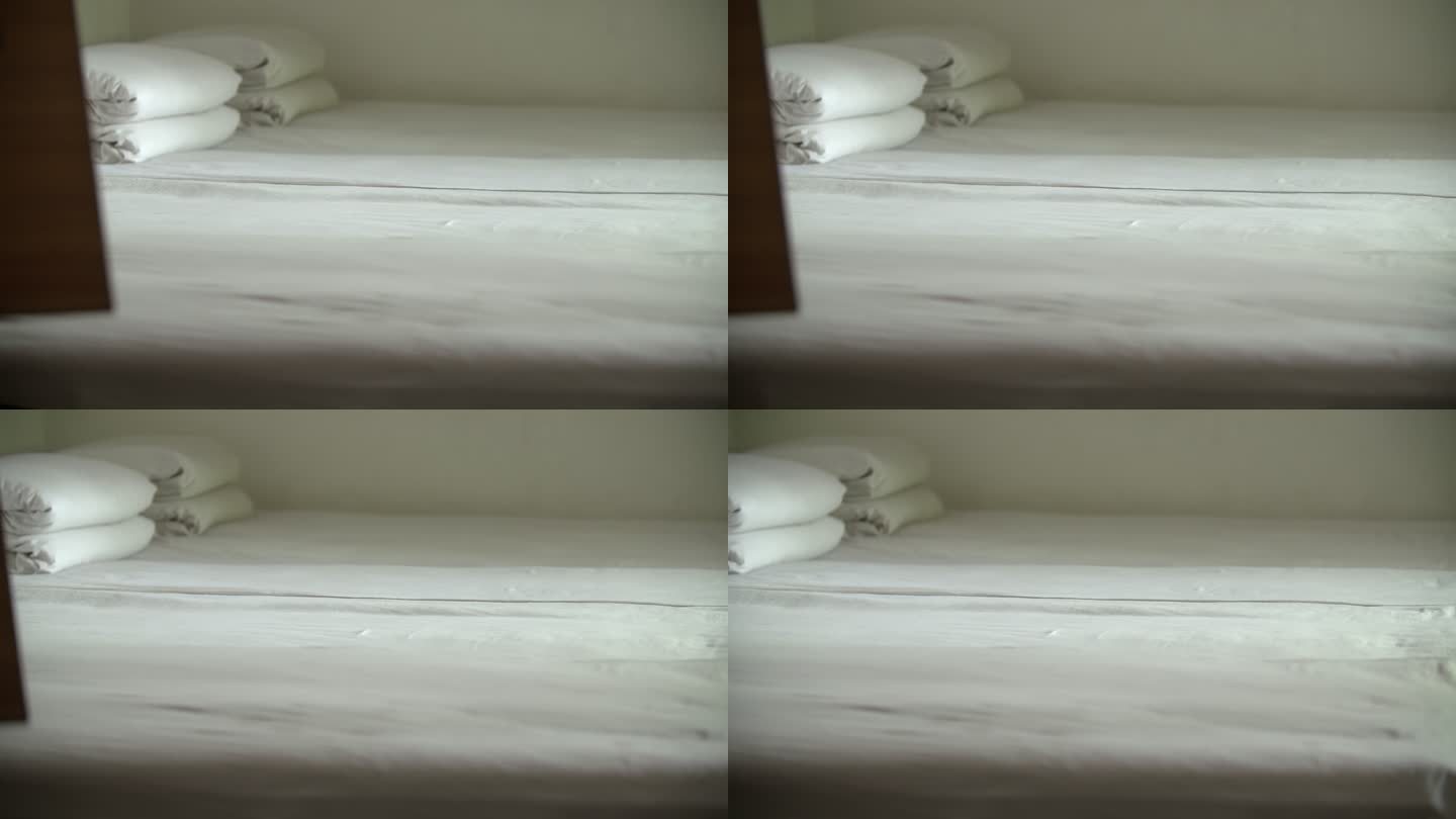 白色整洁的床铺