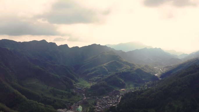 山脉 大江大河 山区 大山 江河 云贵川