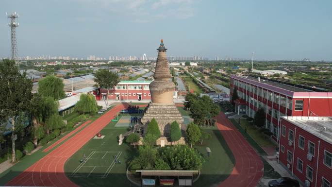 航拍山西太原古城营阿育王塔希区柯克