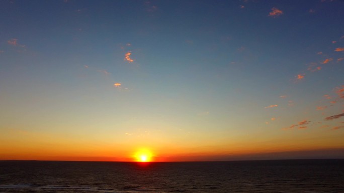 海上日出太阳升起大海日出早晨清晨