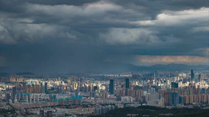 城市雨后彩虹延时摄影视频