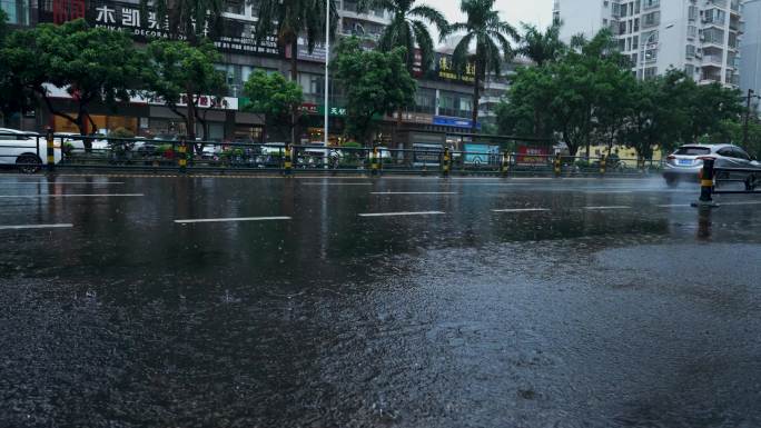 下雨天城市景观