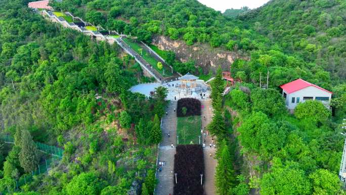 文山文笔塔傍晚市民休闲娱乐