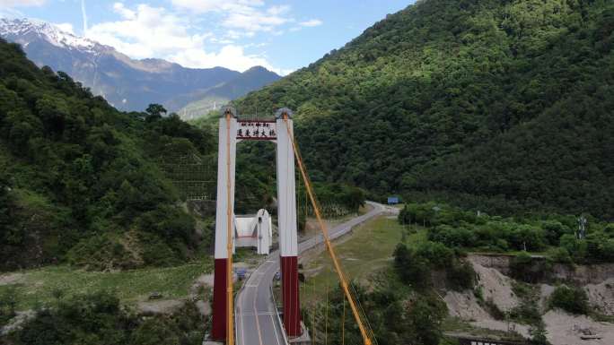西藏 通麦大桥 航拍 原创 4K