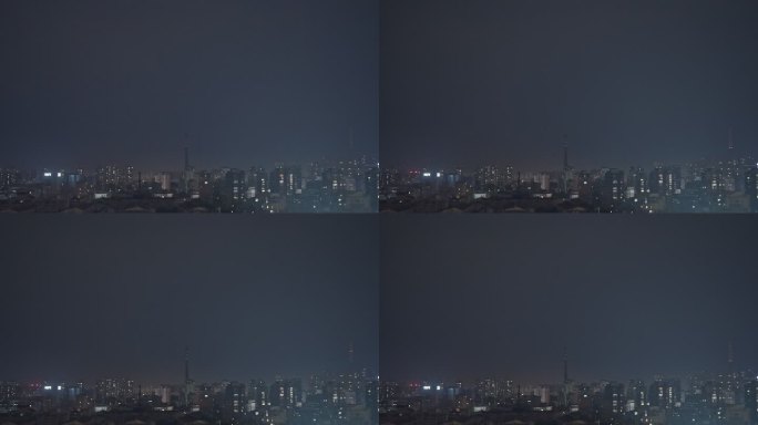 城市打雷闪电夜景下雨视频