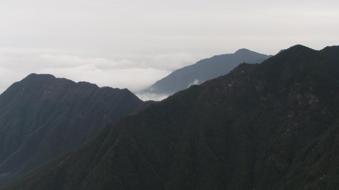 山间云海