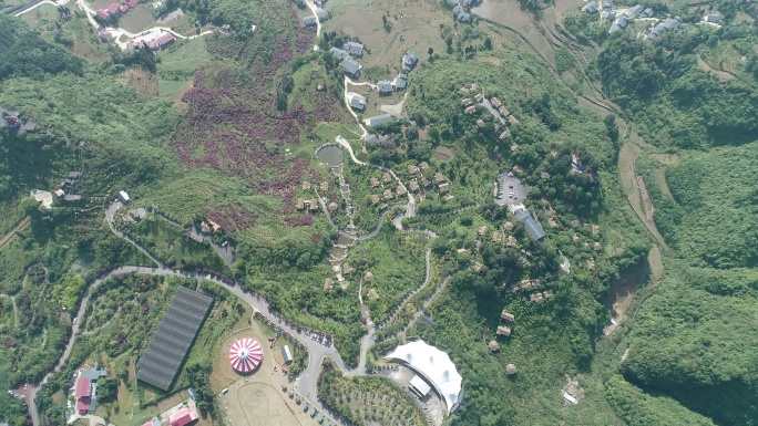 航拍遵义桐梓开元芳草地乡村酒店风光