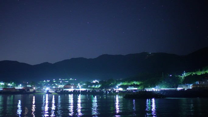 夜晚渔港