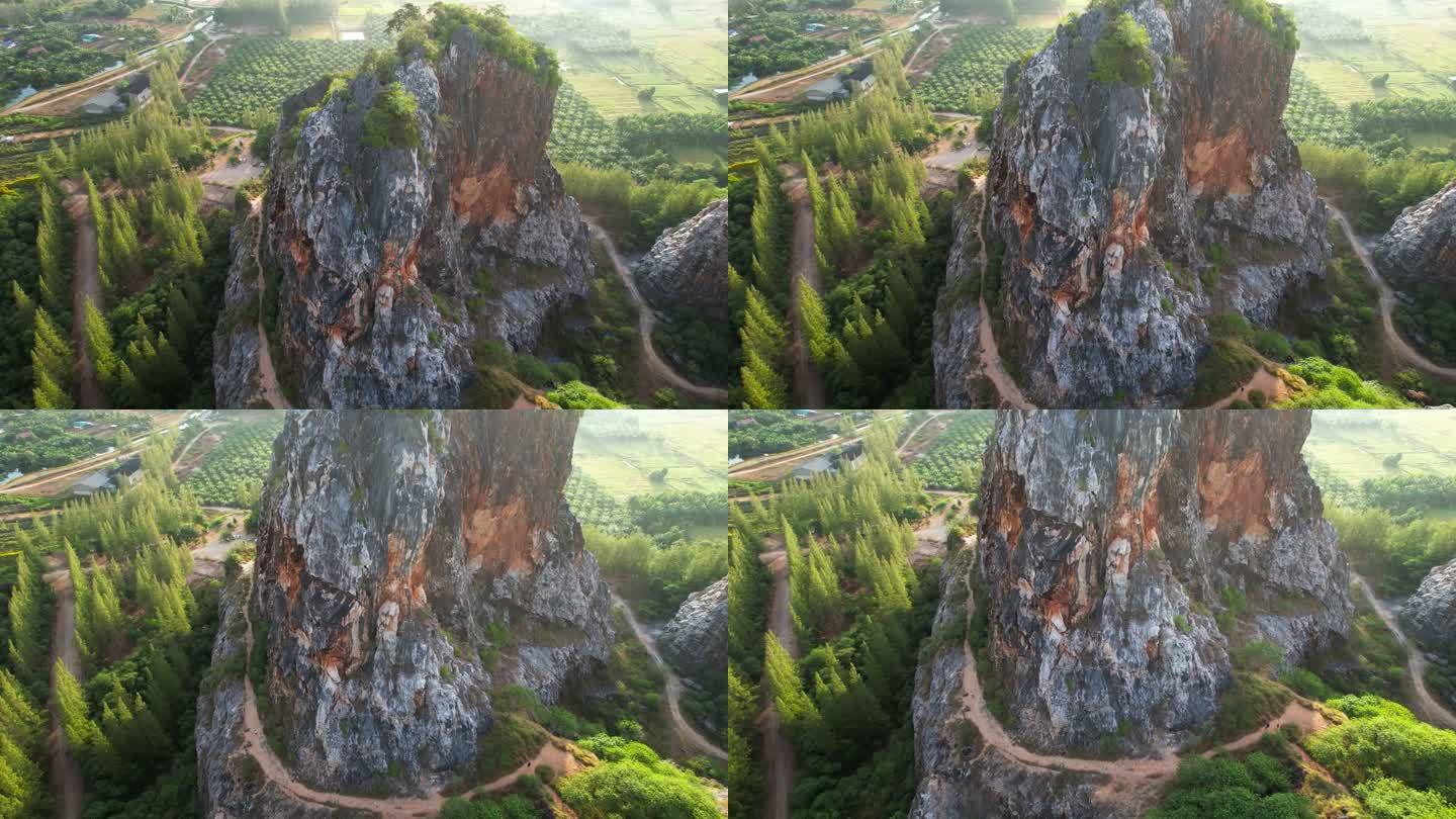松克拉的考库哈鸟瞰图。有绿色森林树木的山丘。泰国的自然景观