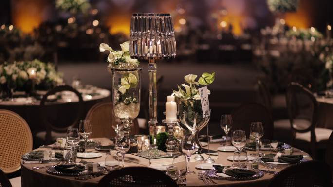 婚礼鲜花，餐桌装饰，婚礼仪式，鲜花