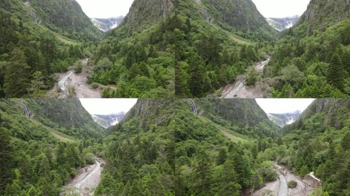 雨崩神瀑航拍 山林溪水