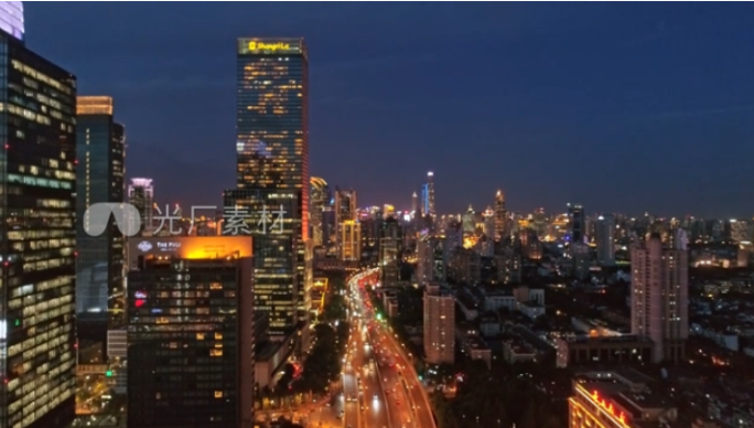 4K上海市区延安高架嘉里中心黄昏夜景