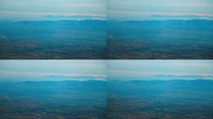 远眺土耳其的雪山