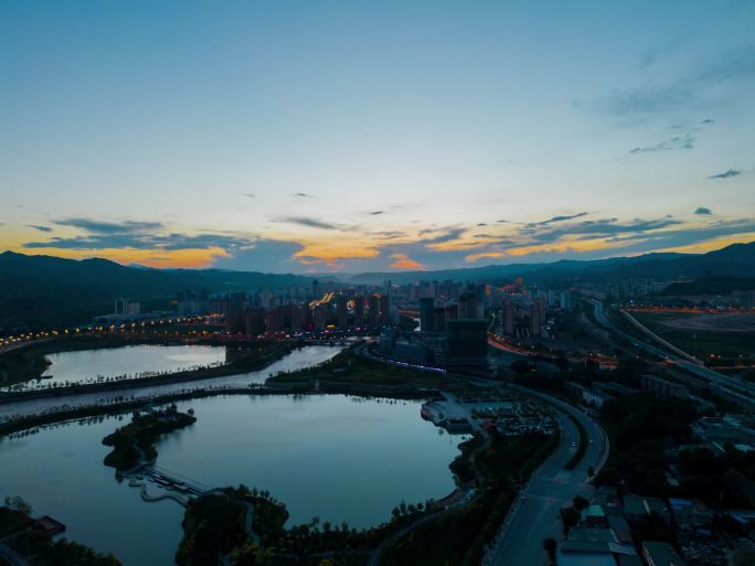 青海海东乐都城市全景夕阳航拍延时