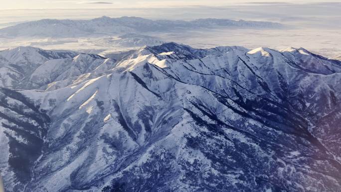 冬季的肯尼科特露天铜矿，瓦萨奇山脉，空中德隆