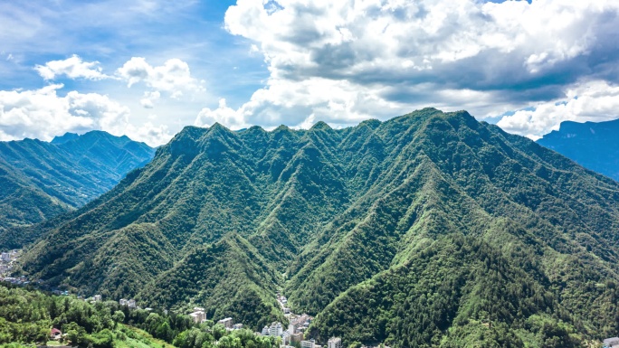 五峰老县城五峰山