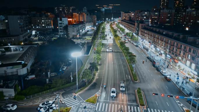 城市夜景视频深圳龙岗夜晚交通道路汽车视频