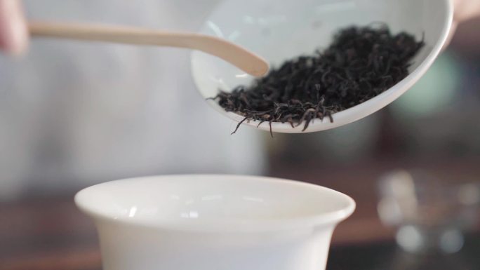 摘茶泡茶