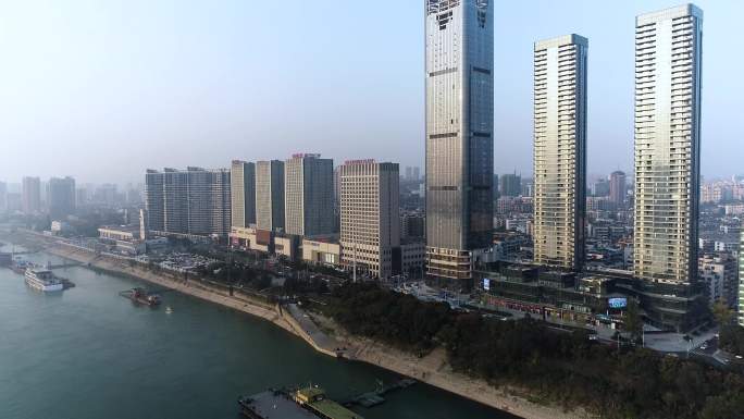 宜昌江水货轮城市4k航拍大景