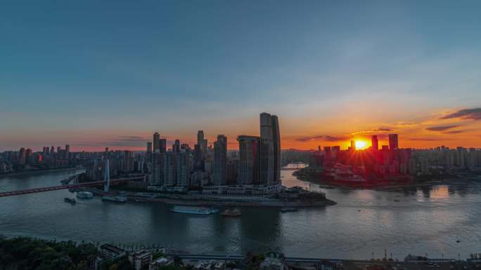重庆来福士日落到夜景开灯