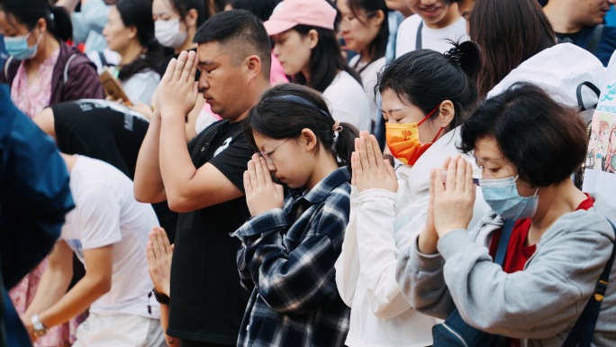 山西忻州五台山跪拜祈福祭祀菩萨顶五爷庙