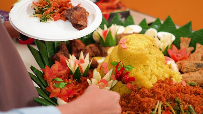 Nasi Tumpeng印度尼西亚食品