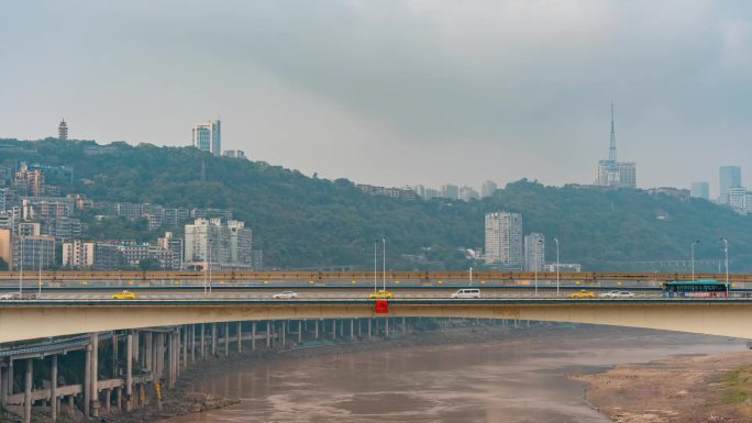 大桥车流天空延时