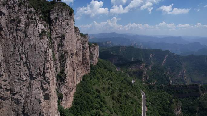 山西旅游4K航拍长治黎城板山太行风光4