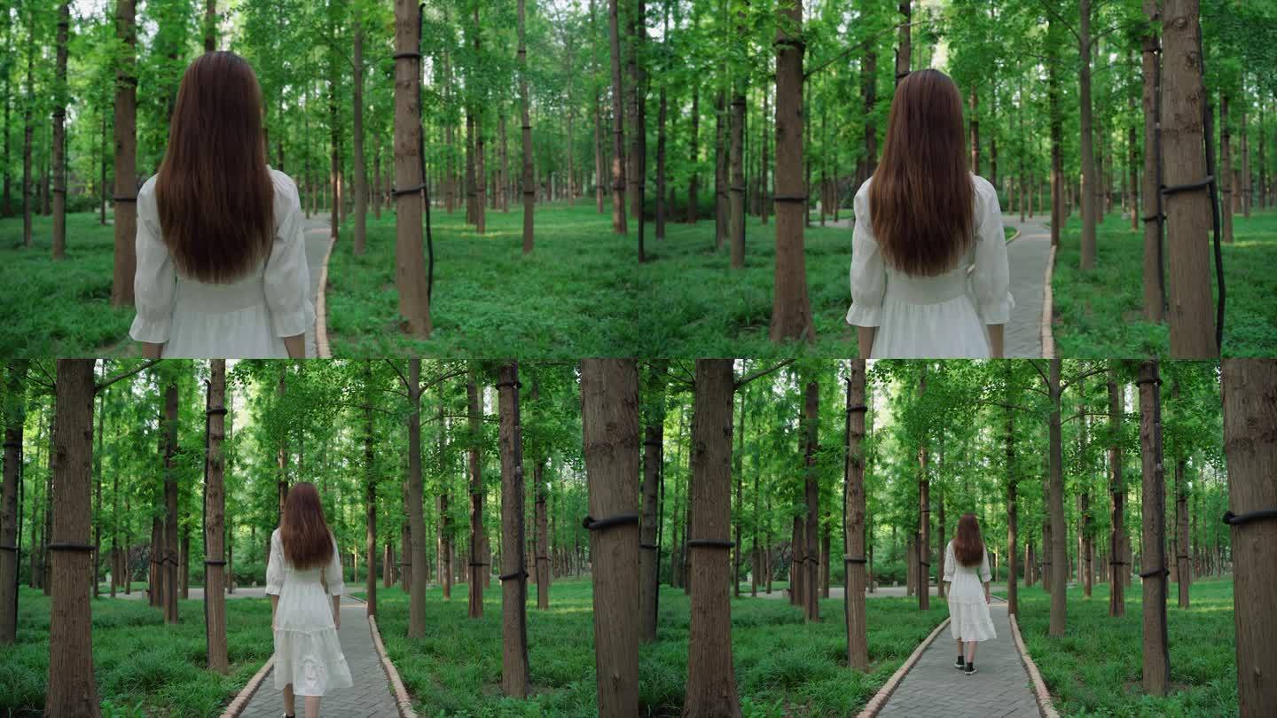 在森林里散步的女孩