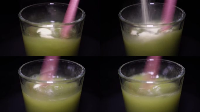 菠萝果汁柠檬果汁粉玻璃冲泡