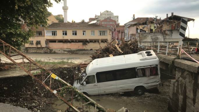 土耳其博兹库尔特灾难