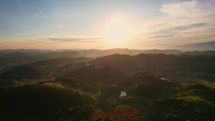 最美乡村山间田园清晨日出